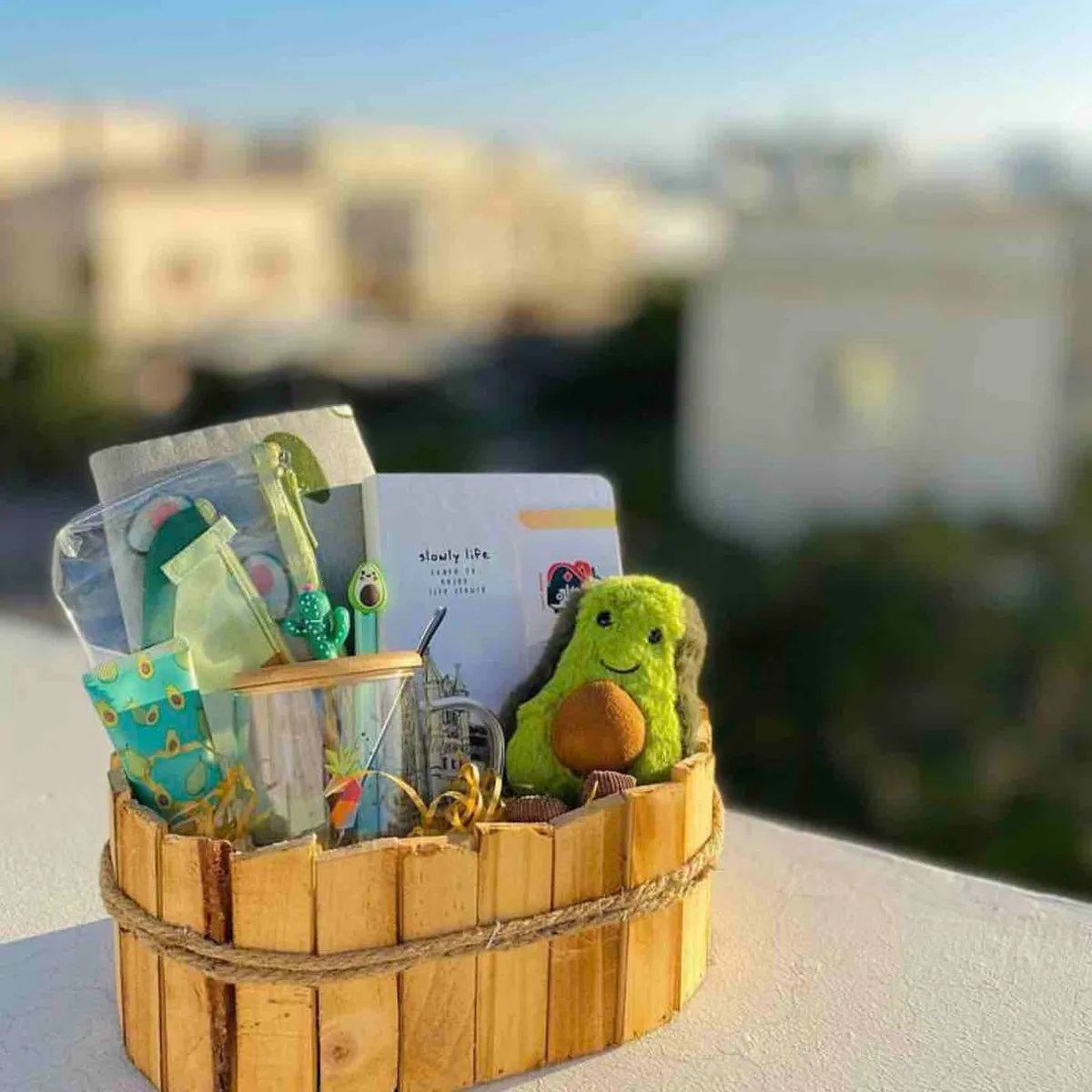 هديه بثيم الافوكادو (اخضر ) - Image 1