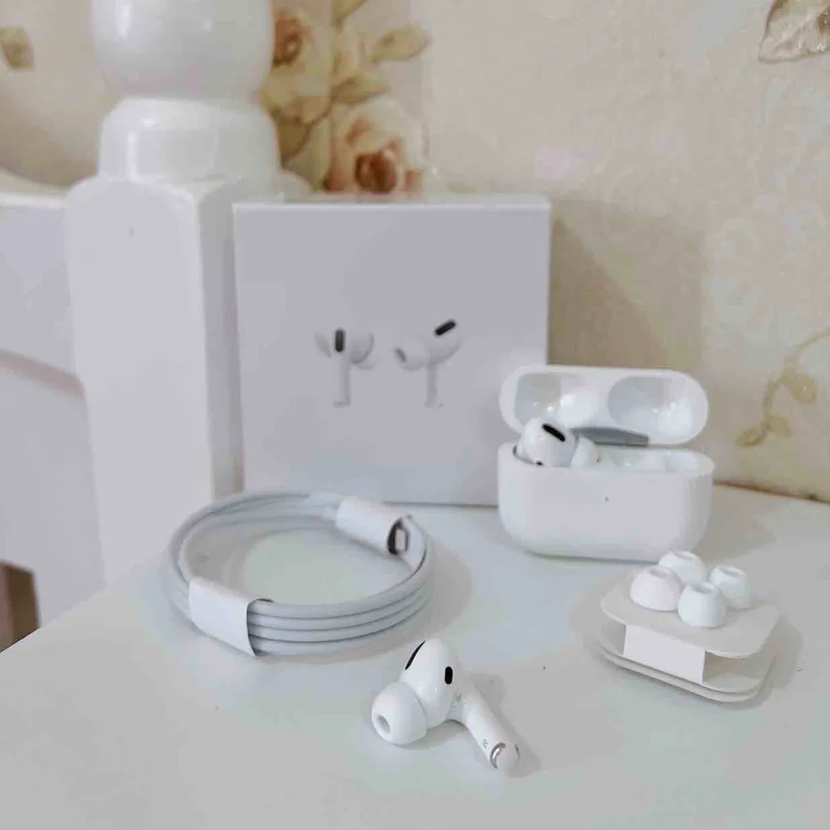 AirPods Pro - صورة 1